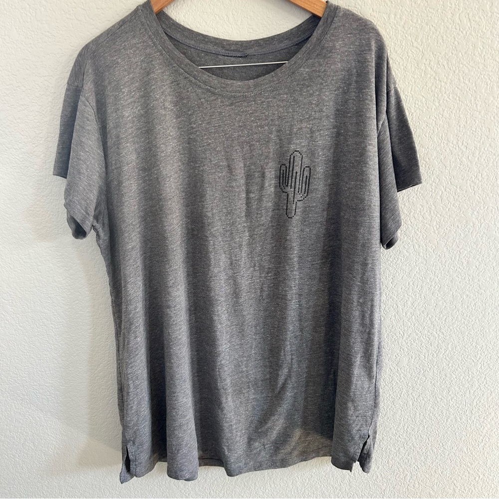 Torrid Minimalist Gray Cactus Print T-Shirt